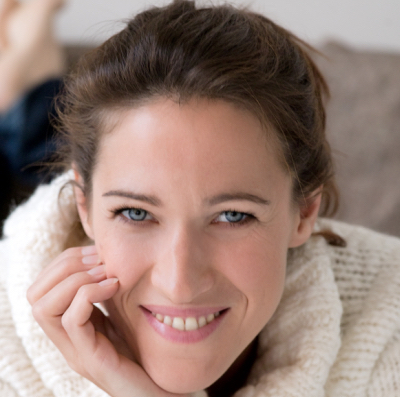 Claudia Urbschat-Mingues Synchronstimme Angelina Jolie